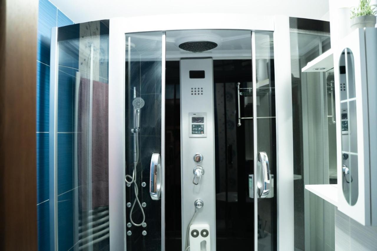 Apartament Luxury Apartment Gura Humorului Ngoại thất bức ảnh
