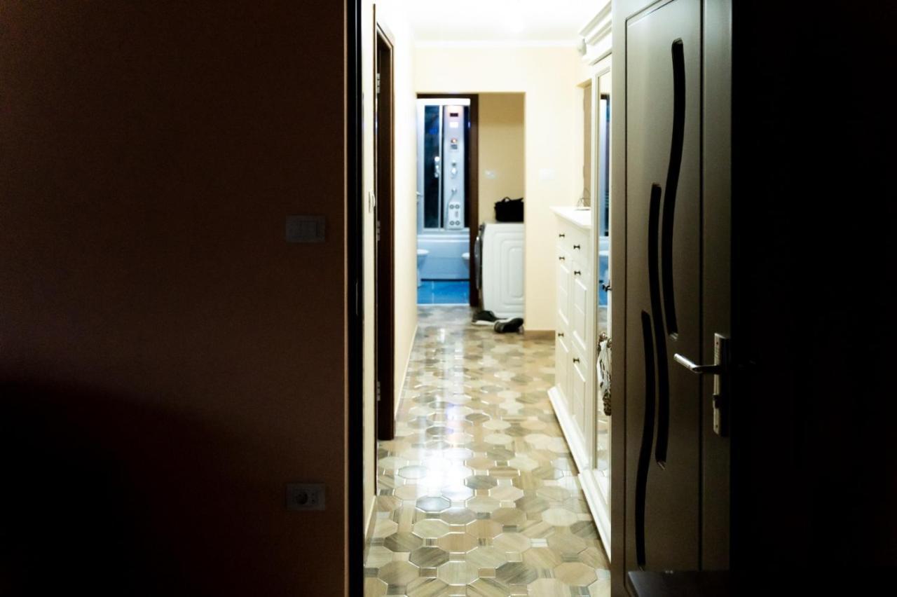 Apartament Luxury Apartment Gura Humorului Ngoại thất bức ảnh