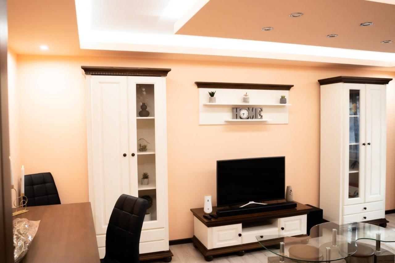 Apartament Luxury Apartment Gura Humorului Ngoại thất bức ảnh